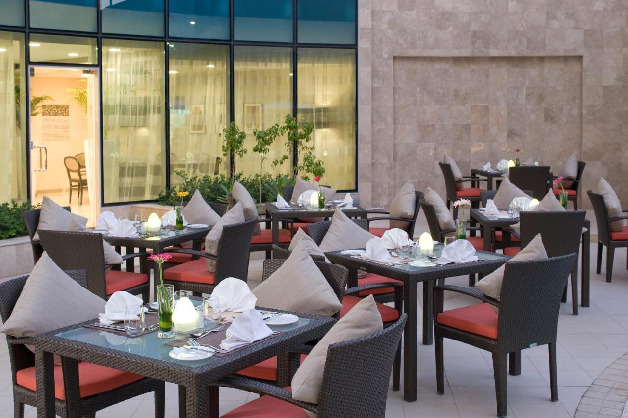 Holiday Inn Muscat Alseeb By Ihg Zewnętrze zdjęcie