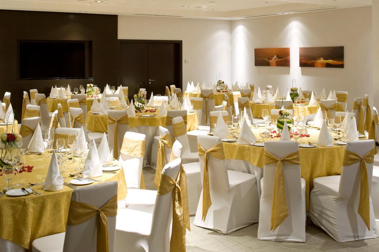 Holiday Inn Muscat Alseeb By Ihg Zewnętrze zdjęcie